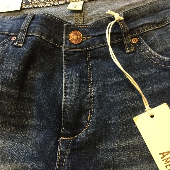 Last! Size 6. Vintage America Blues embroidered. - Picture 6 of 8